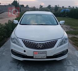 هيونداي أزيرا